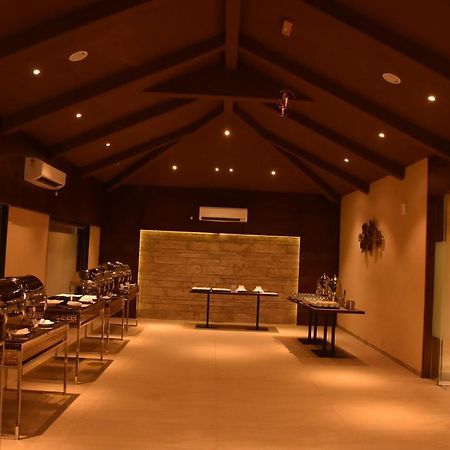 Laxmi Film City Resort Вадодара Экстерьер фото