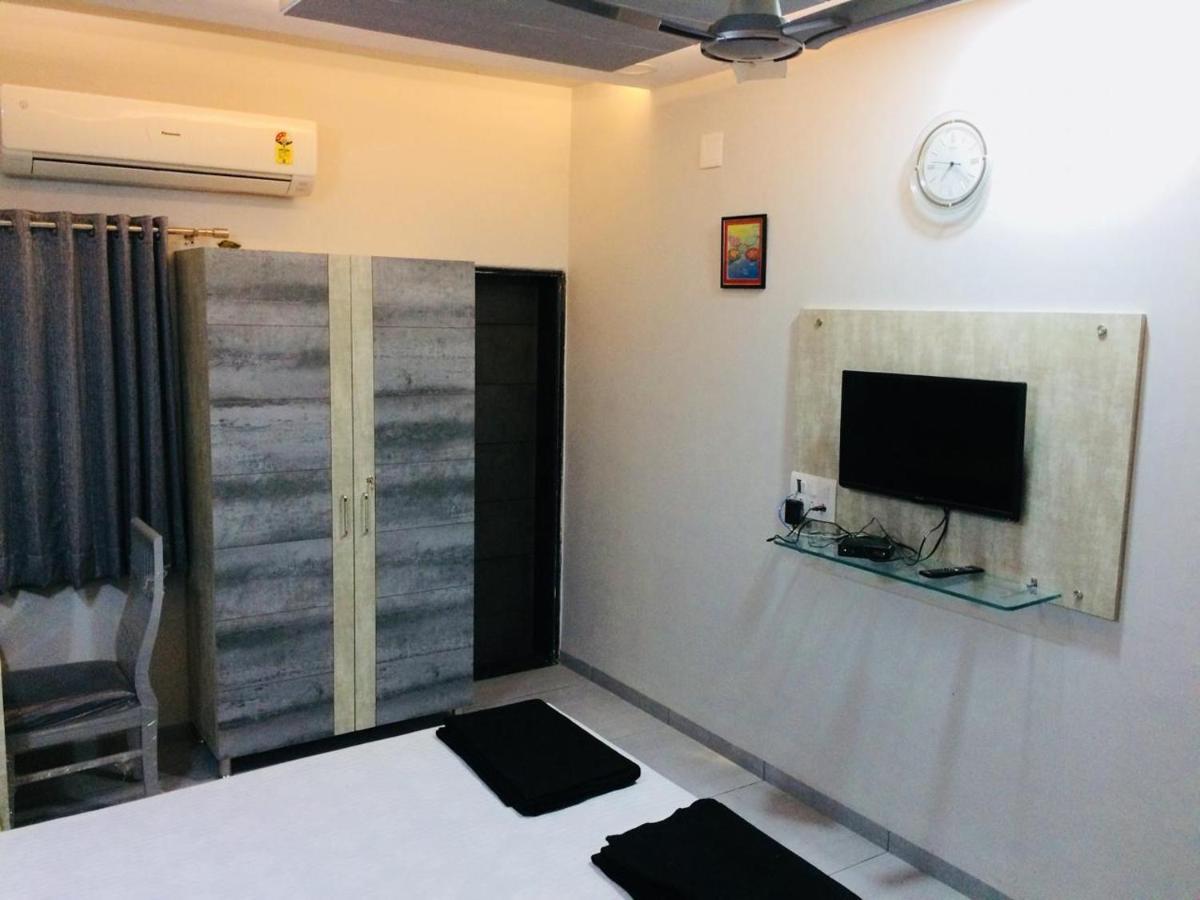 Laxmi Film City Resort Вадодара Экстерьер фото